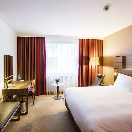 Radisson Blu Ξενοδοχείο 5*